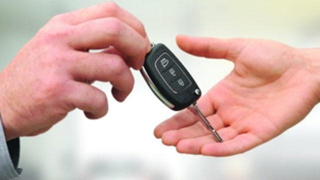 İkinci el araba fiyatlarının düşeceği tarih belli oldu! İkinci el araba fiyatları ne zaman düşecek?
