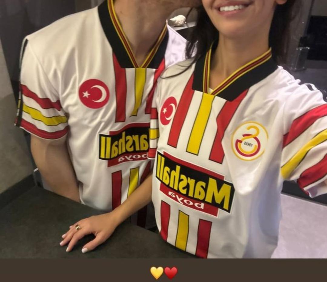 Selin Yağcıoğlu aşka geldi! Dün akşamı paylaştı 2