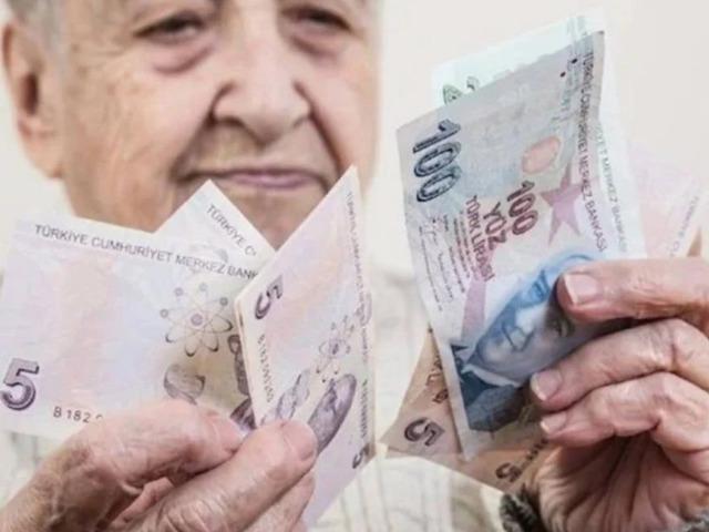 CHP'den emeklilerin bayram ikramiyesi i&ccedil;in kanun teklifi!