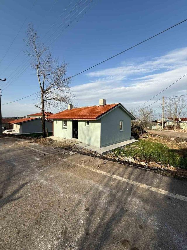 İzmit&rsquo;te atıl durumdaki okul binası sosyal tesise d&ouml;n&uuml;şt&uuml;r&uuml;l&uuml;yor 1