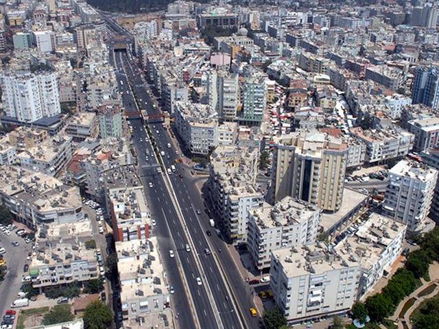 T&uuml;rkiye'nin 60 ilinden daha b&uuml;y&uuml;k! Esenyurt g&ouml;&ccedil; rekoru kırdı