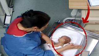 Son dakika: 5 g&uuml;nl&uuml;k bebeği dakikalarca &ouml;ld&uuml;resiye d&ouml;vd&uuml;!