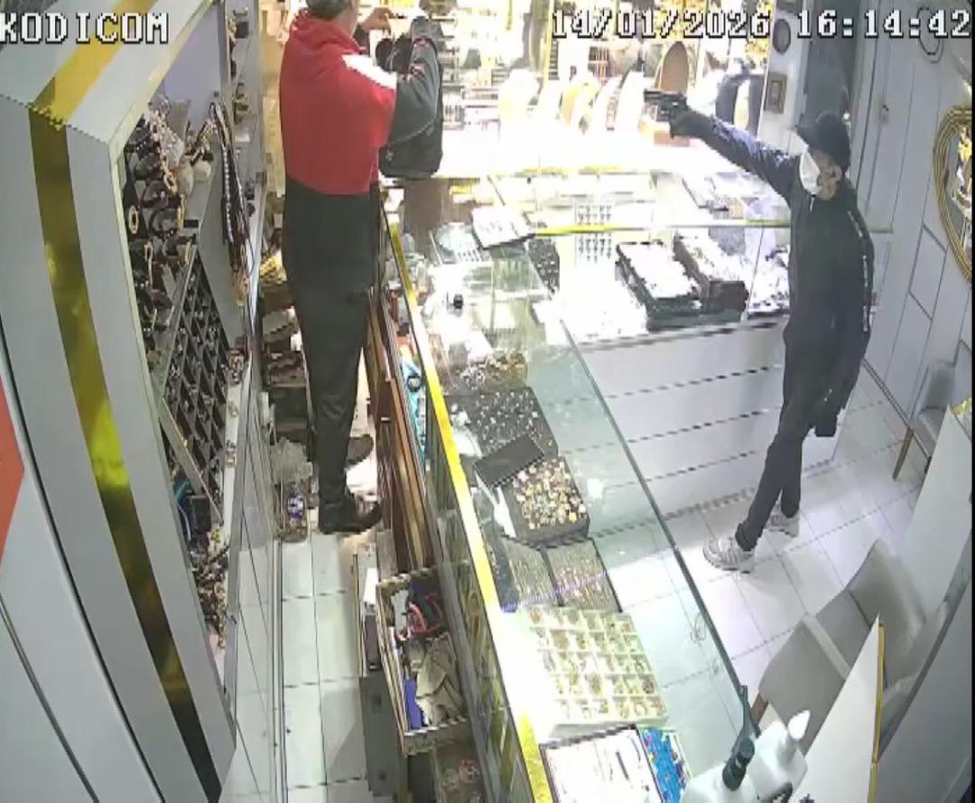 Kuyumcudan milyonları &ccedil;alıp, metrob&uuml;sle ka&ccedil;tı! Neden yaptığını b&ouml;yle a&ccedil;ıkladı 3