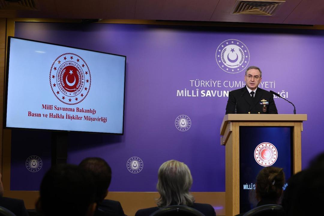 Türk bayrağına saldırı hakkında MSB den açıklama: "Failler tespit edildi, gereği yapılacak" 8