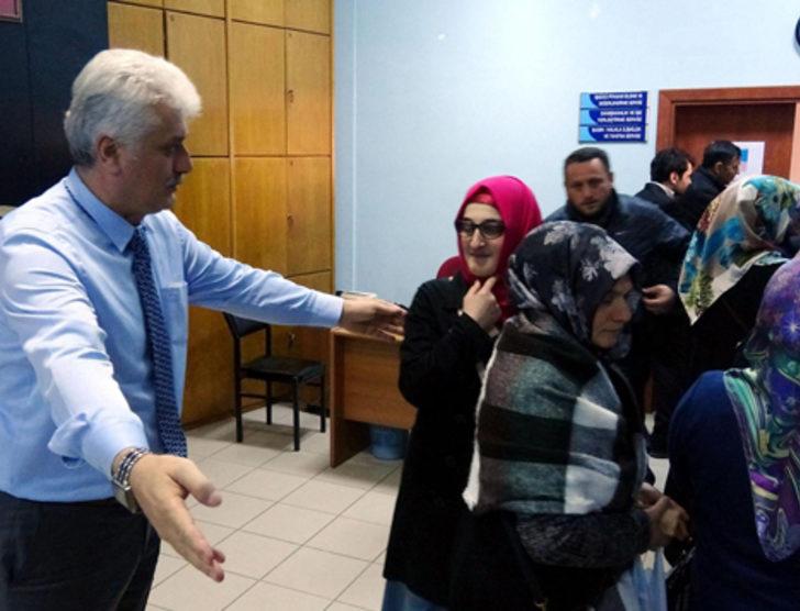 Rize’de 2 bin kişinin işe alınacağını duyan sıraya girdi G4