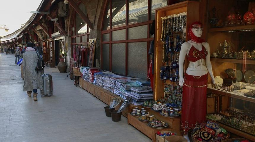 Turist sayısı Ocak'ta yüzde 10 düştü