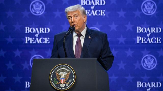 Trump'tan dikkat çeken Suriye sözleri! 'Şara ile görüştüm' diyerek açıkladı