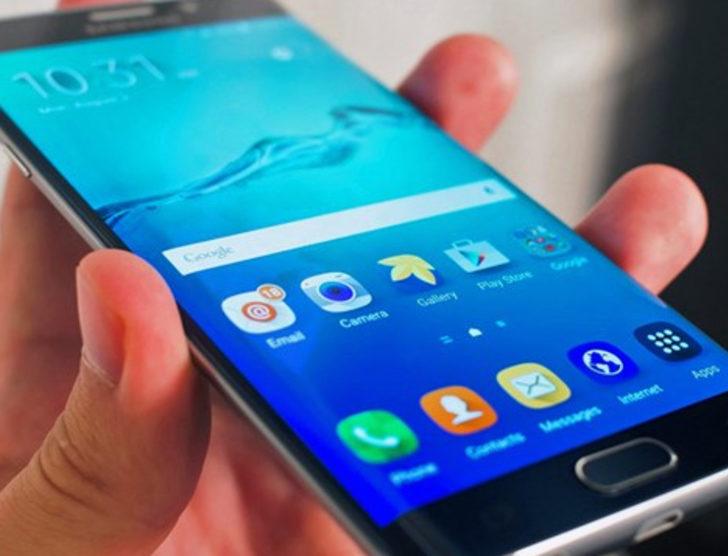 Yılın en iyi telefonu belli oldu G4