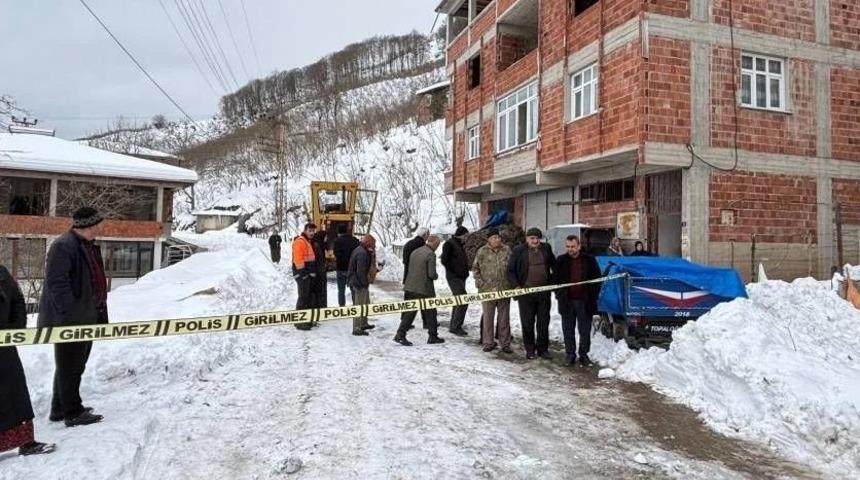 Ordu&rsquo;da iş makinesinin &ccedil;arptığı şahıs hayatını kaybetti