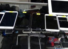 Havalimanı'nda unutulan elektronik cihazlar satışta