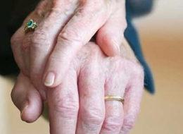 Evlilikte 25 yılını tamamlayan kadınlar emekli olabilecek