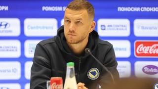 Edin Dzeko 19 sene önce yıldızının parladığı ülkeye geri döndü! Yaşı kurt Schalke'de
