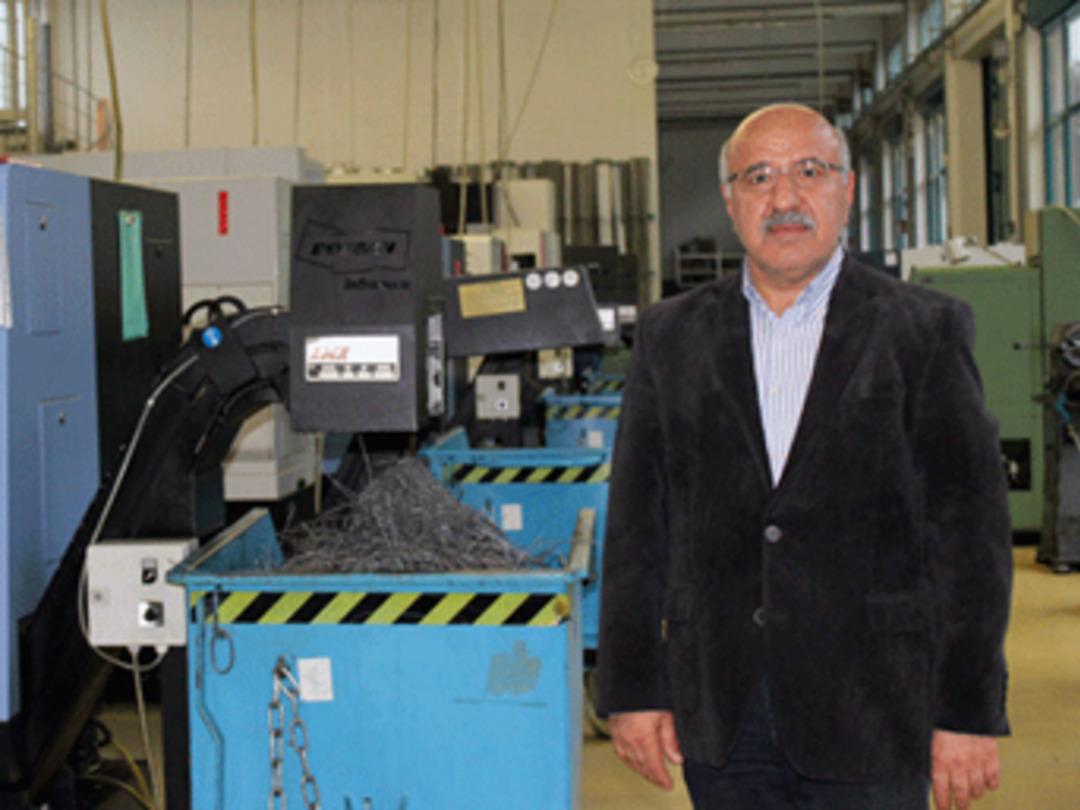 Trakt&ouml;r parası i&ccedil;in gitti, fabrikat&ouml;r oldu