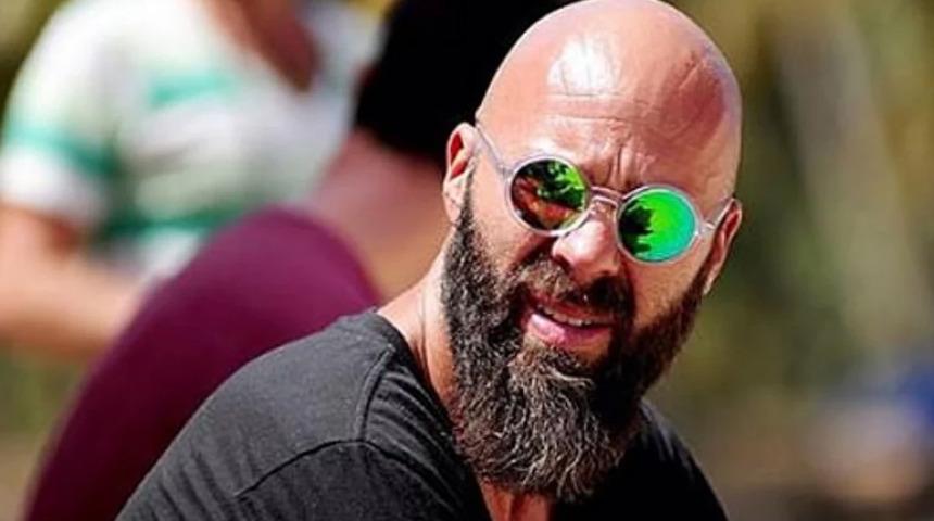 Son dakika! Esat Yontun&ccedil; havalimanında g&ouml;zaltına alındı