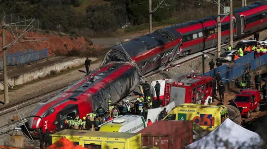 İspanya'da peş peşe tren kazaları! Toplam 44 kişi hayatını kaybetti