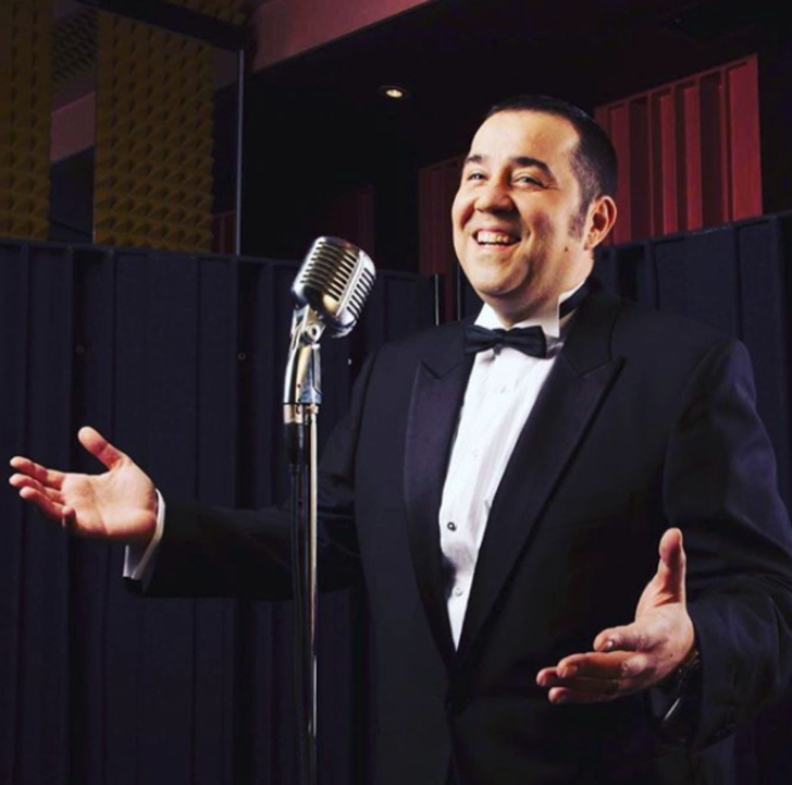 Fahriye Evcen çocukluk fotoğrafını paylaştı: Karan annesinin kopyasıymış G5