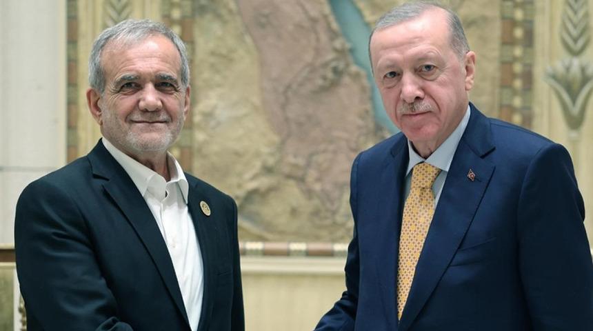 Cumhurbaşkanı Erdoğan, Pezeşkiyan ile g&ouml;r&uuml;şt&uuml;