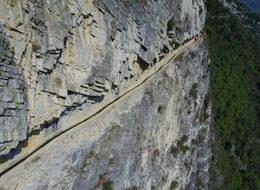 36 yıl boyunca köyüne su getirmek için kanal kazdı