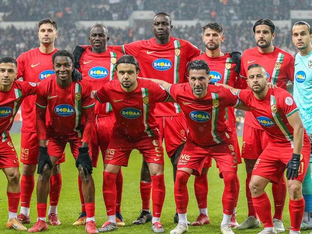 Amedspor'a bir k&ouml;t&uuml; haber daha! Erzurum'dan sonra Sivas deplasmanı da "Yasak"lı