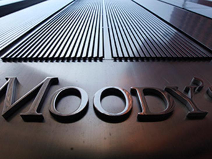 Moody's'den İngiltere'ye kredi notu uyarısı