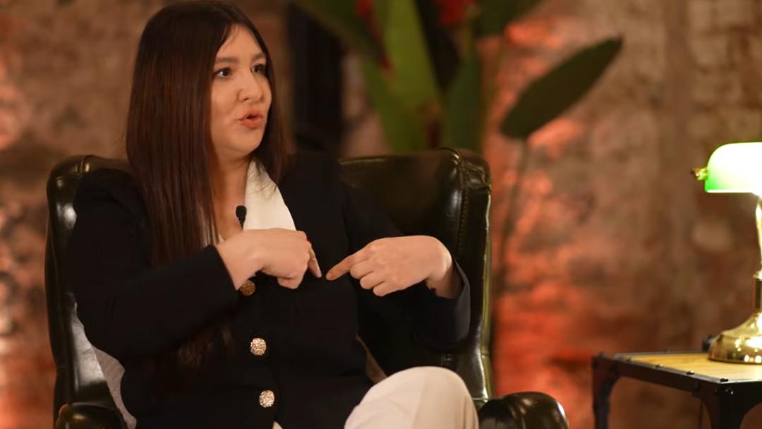 Galatasaray ın şampiyonluk kutlamasında s&ouml;ylediği marşla olay olmuştu! Yasemin Sakallı o g&uuml;nle ilgili konuştu: "Organizasyon a&ccedil;ısından problem vardı" 5