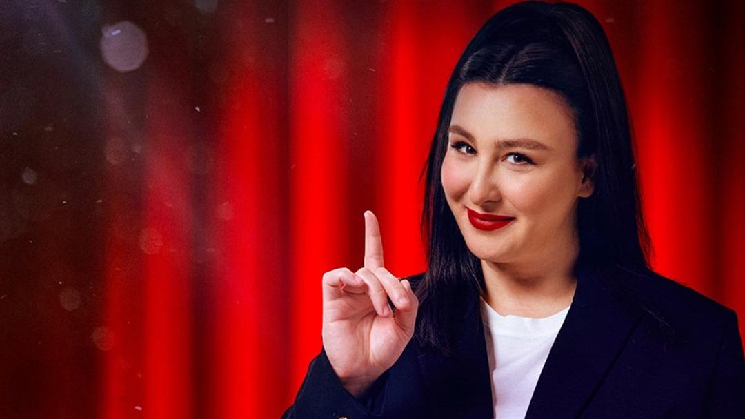 Galatasaray ın şampiyonluk kutlamasında s&ouml;ylediği marşla olay olmuştu! Yasemin Sakallı o g&uuml;nle ilgili konuştu: "Organizasyon a&ccedil;ısından problem vardı" 6