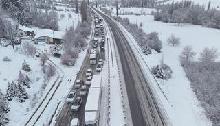 Uşak-Ankara karayolu 3 saat trafiğe kapandı