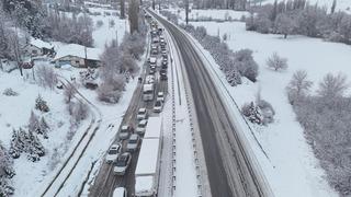Uşak-Ankara karayolu 3 saat trafiğe kapandı
