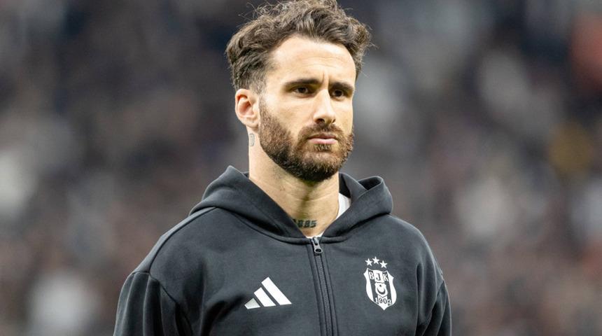 Beşiktaş, Rafa Silva'yı KAP'a bildirdi, rakamlar dudak u&ccedil;uklattı! Maaşını yakarak gitti
