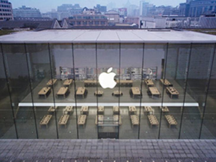 Apple'da hırsızlık şoku