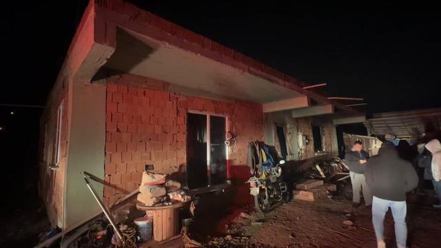 Yangın faciası! Kaynar suya benzin dökülen evde patlama meydana geldi: 2 yaralı