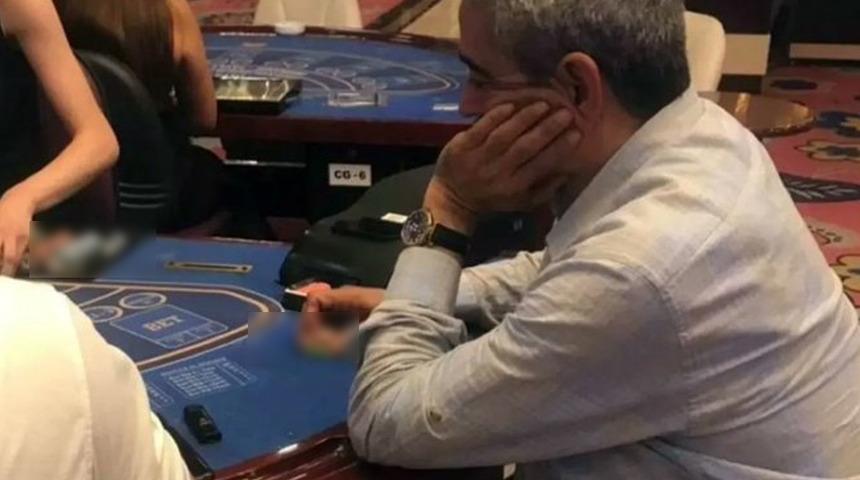 MHP Aydın İl Başkanı Haluk Alıcık g&ouml;revden alındı! Kumar masasındaki g&ouml;r&uuml;nt&uuml;ler g&uuml;ndem olmuştu