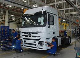 Mercedes'in kamyonlarına onay Türkiye'den gelecek