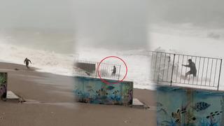 Dev dalgaların arasında kalmaktan son anda kurtuldu