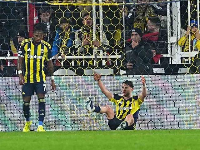 Fenerbah&ccedil;e, İngiliz takımlarına 12. kez kaybetti