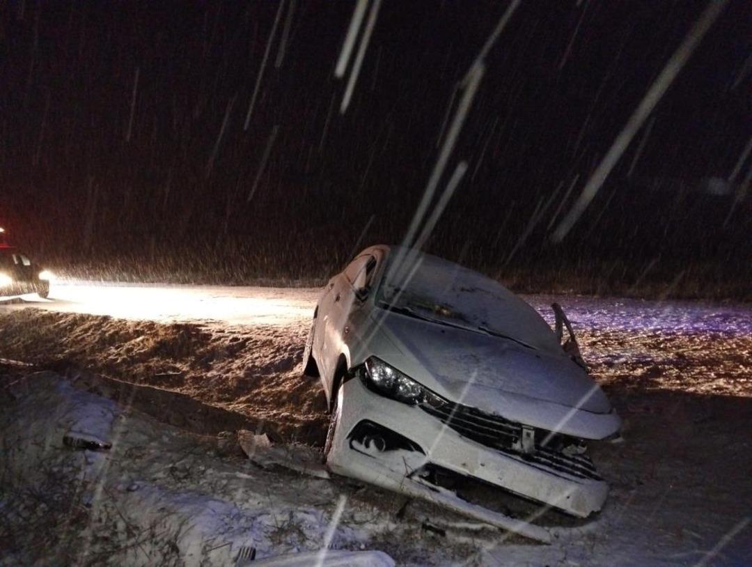 &Ccedil;orum da kar yağışı kazayı beraberinde getirdi: 7 yaralı 2