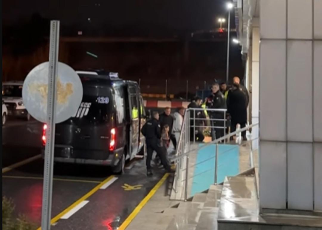 SON DAKİKA | Galatasaray bombayı patlattı! Noa Lang ı getiren u&ccedil;ak İstanbul da 1