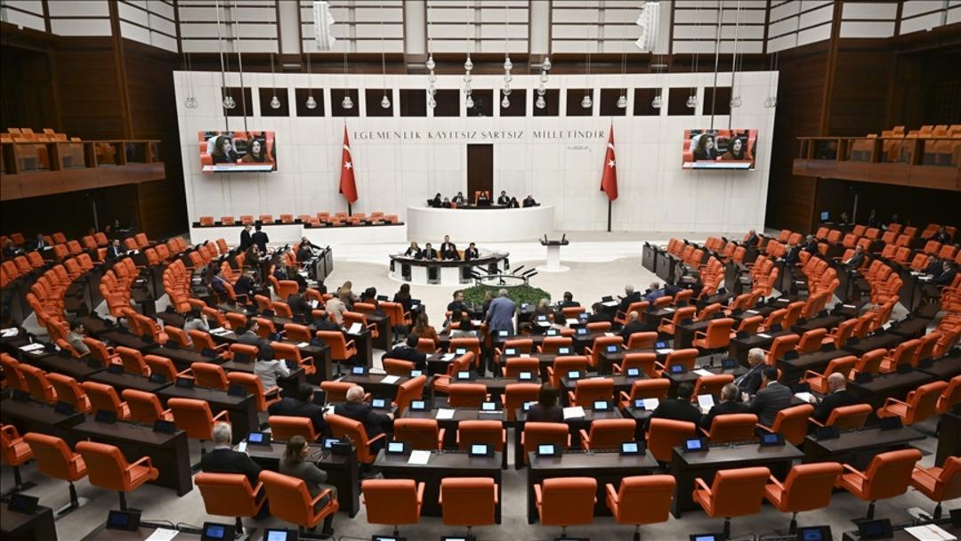 TBMM de kabul edildi: En d&uuml;ş&uuml;k emekli maaşı 20 bin TL 1