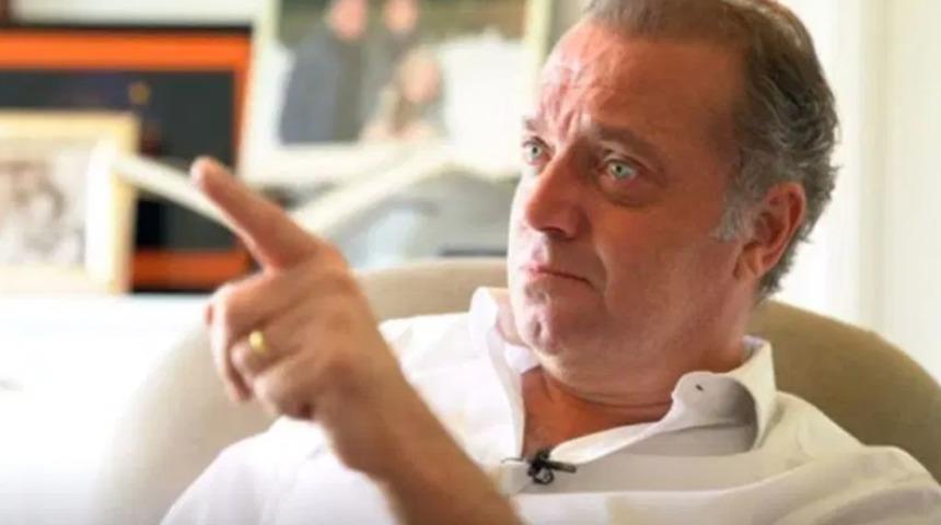 Cem Uzan aşkını ilan etti! Yeni sevgilisi bakın kimmiş! Galatasaray ma&ccedil;ında tanıştılar 