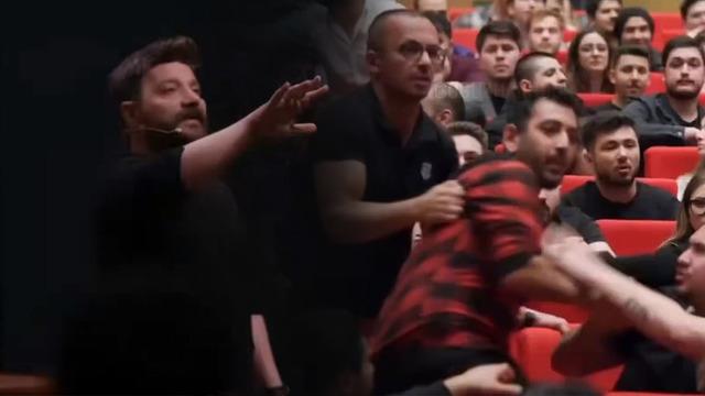 Oğuzhan Uğur programdaki kavga görüntülerini paylaştı! O tartışma yeniden gündem oldu