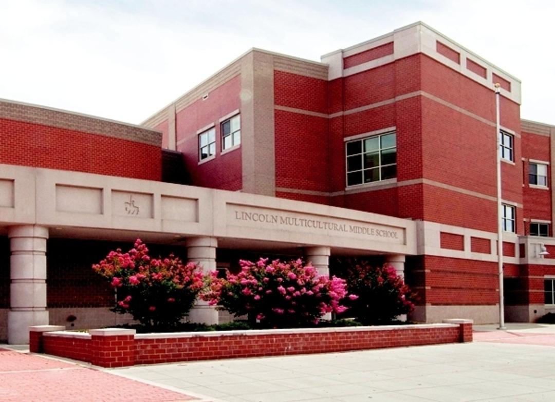 5 yaşındaki çocuk gözaltına alındı! Tepkiler çığ gibi büyüdü 2