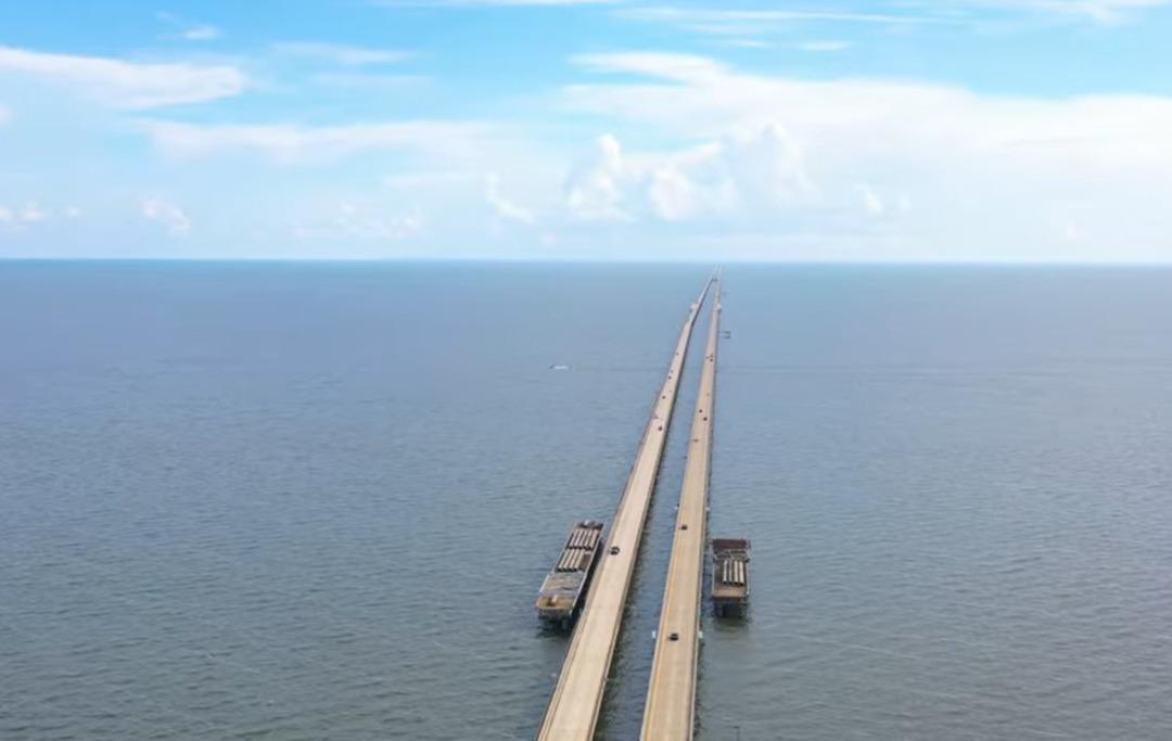 Dünyanın en korkunç köprüsü! Sürücüler yarı yolda dönüyor! Panik atak geçirenler bile var... 1