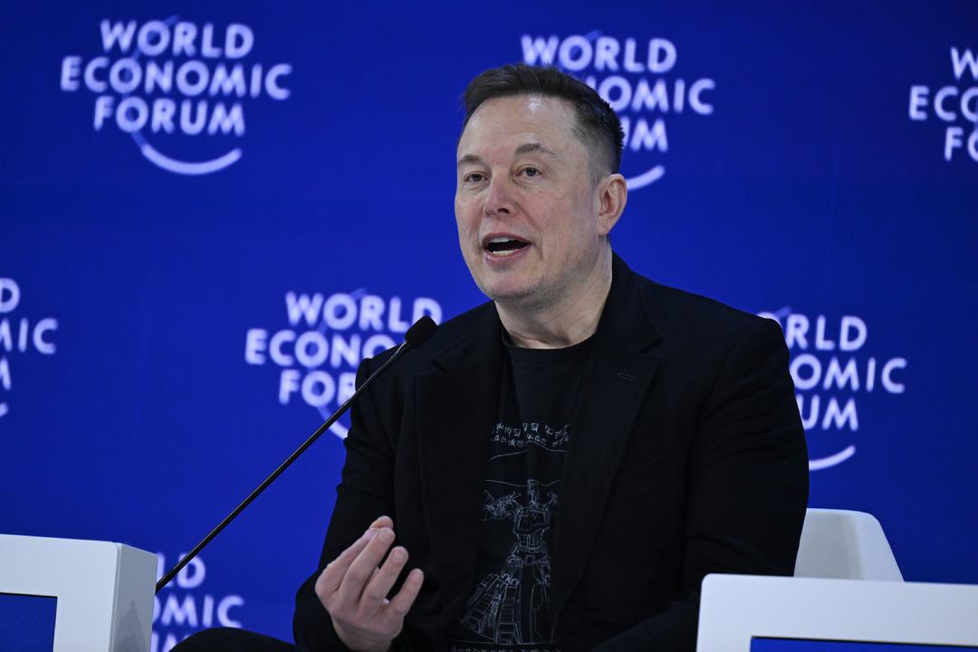 Davos a Elon Musk damgası! "Tarihin en ilgin&ccedil; d&ouml;nemindeyiz" dedi, 5 yıl sonrayı işaret etti! 5