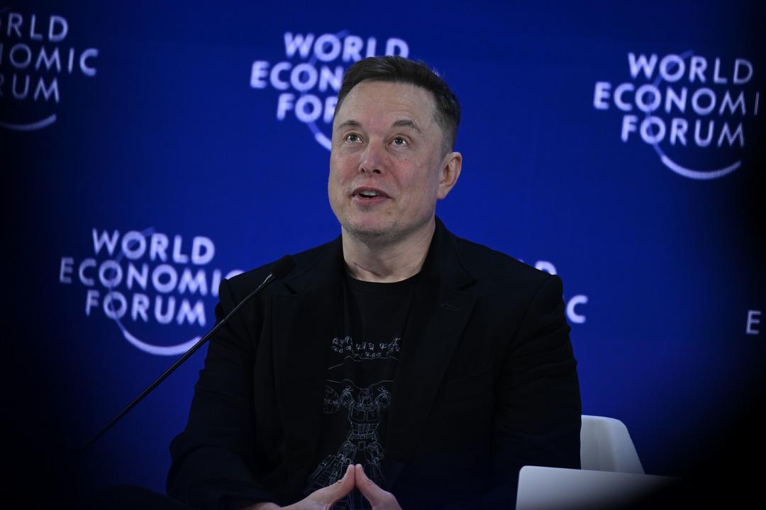 Davos a Elon Musk damgası! "Tarihin en ilgin&ccedil; d&ouml;nemindeyiz" dedi, 5 yıl sonrayı işaret etti! 12