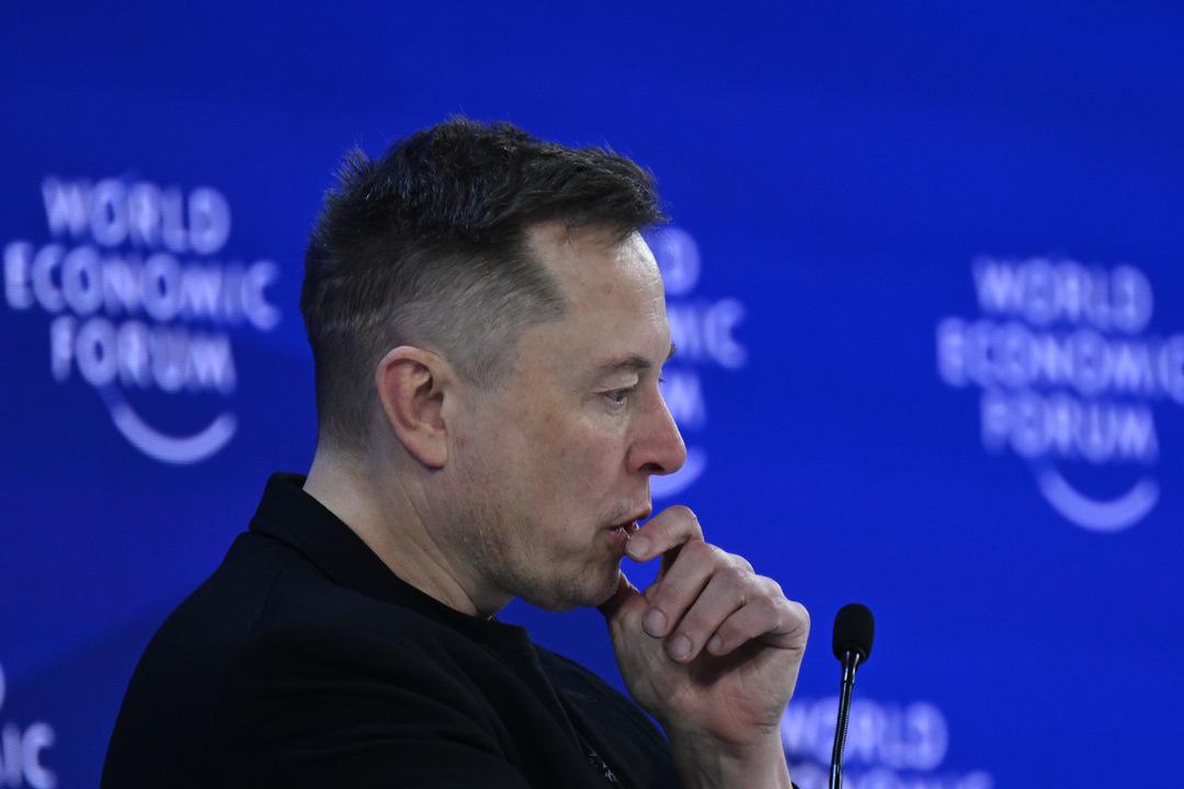 Davos a Elon Musk damgası! "Tarihin en ilgin&ccedil; d&ouml;nemindeyiz" dedi, 5 yıl sonrayı işaret etti! 16