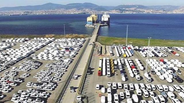 Sakarya'nın 2025'te &uuml;rettiği 177 bin 167 taşıt d&uuml;nya yollarında