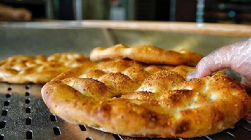 Ramazanda günde 3 milyondan fazla ekmek ve pide çöpe gidiyor