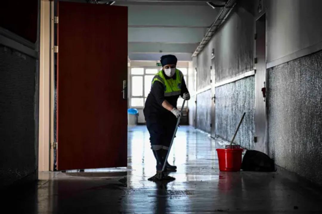 Okullarda geçici işçi dönemine son: 30 bin sabit personel alımı başlıyor! 2