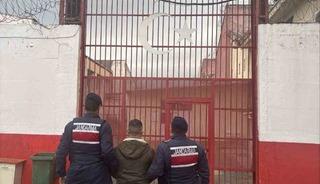 Efeler&rsquo;de 22 yıl hapis cezasıyla aranan şahıs yakalandı