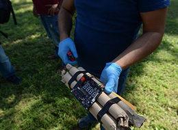 Banka internette 160 kilo dinamit satmayı denedi